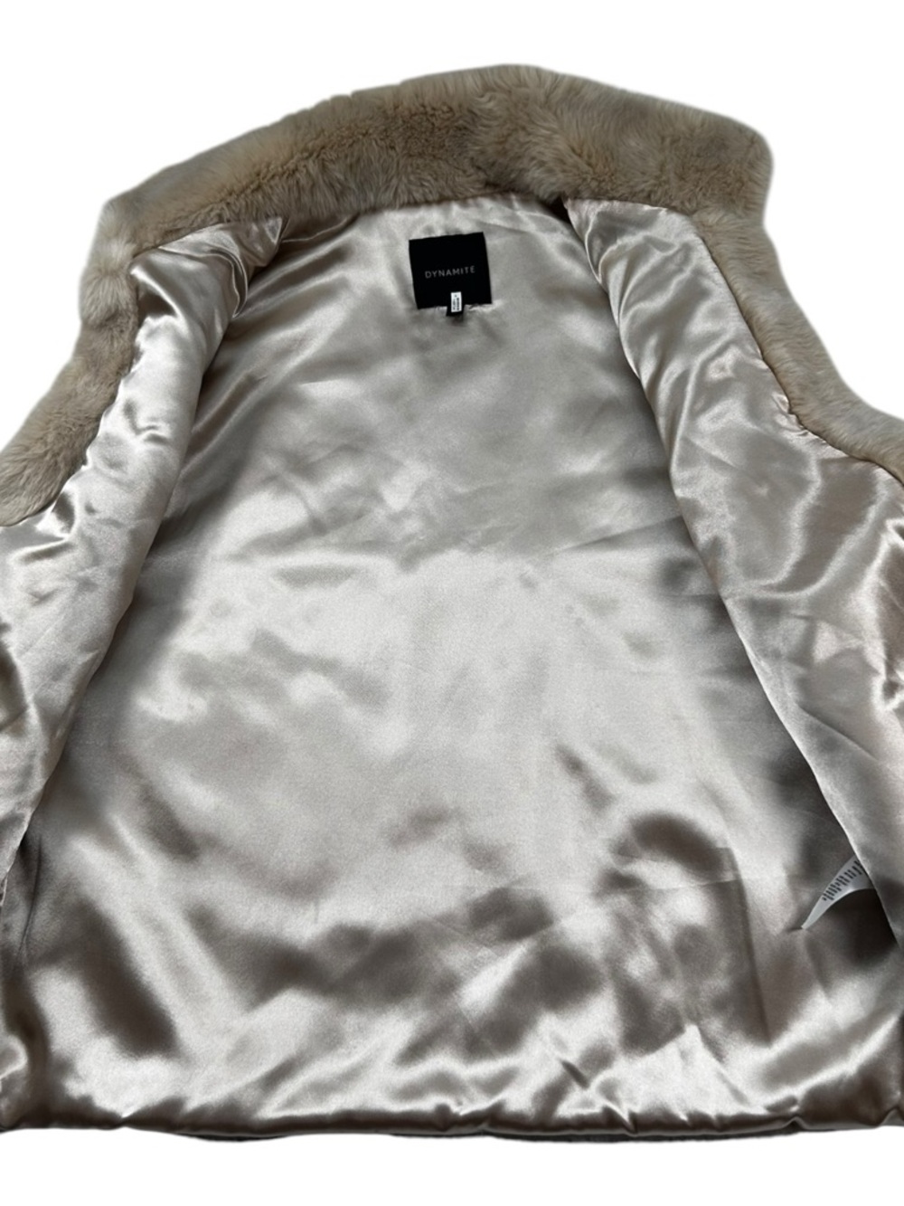Dynamite Faux Fur Vest Women Size L Beige Neutral Sleeveless Plush Winter Coat - Picture 6 of 7